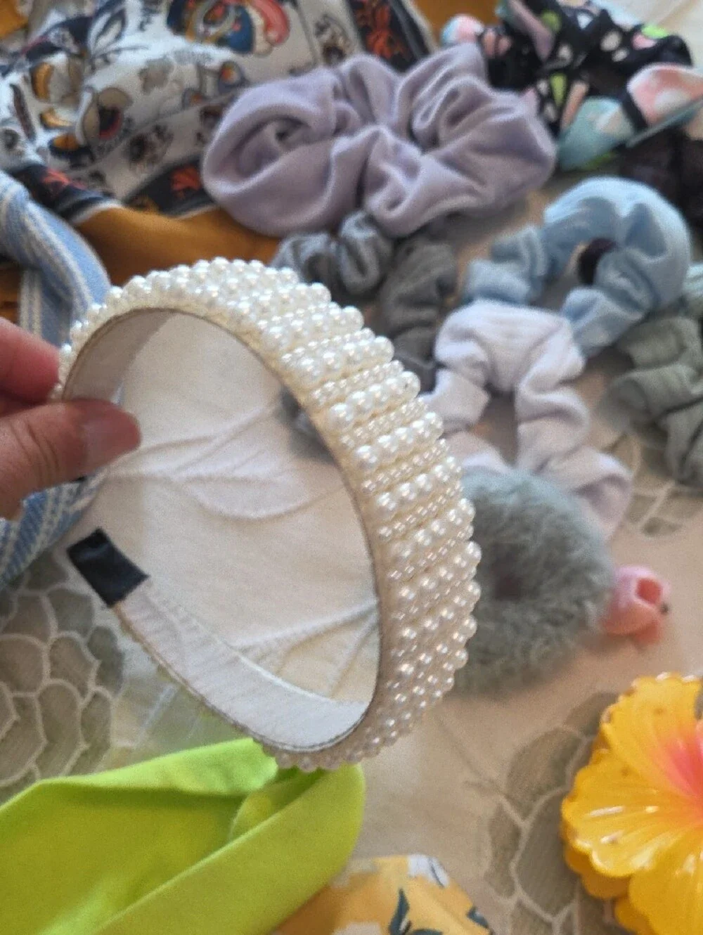 28 Piece Hair Accessories Bundle